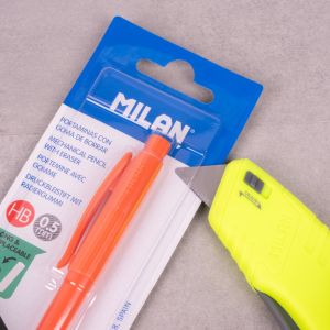 Nůž ořezávací MILAN Compact se samozasouvací čepelí
