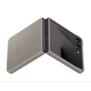 Samsung Ochranný kryt z vegánskej kože Flip7 Taupe EF-VF766PJEGWW